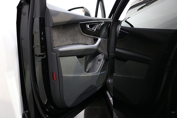 Audi SQ7 8 of 27