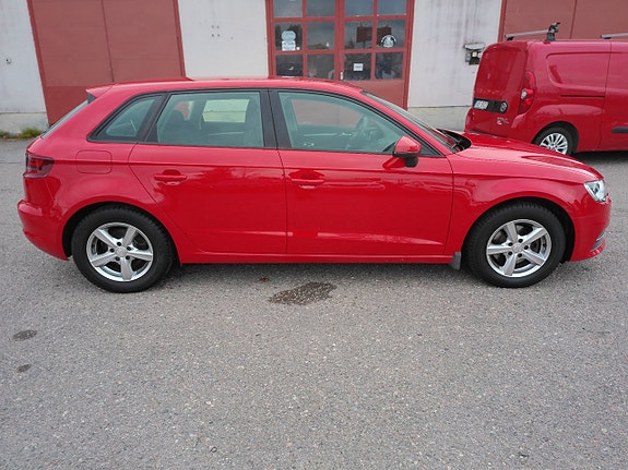 Audi A3 9 of 12