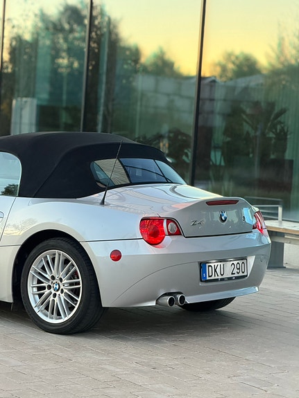 BMW Z4 11 of 24