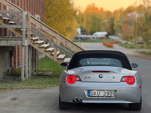 BMW Z4 8 of 24