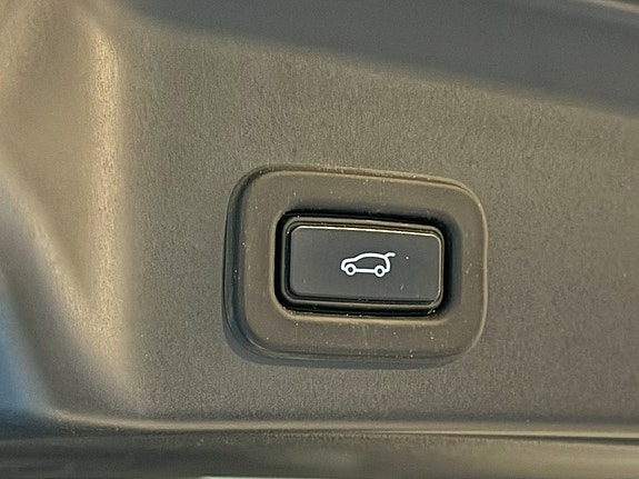 Land Rover Range Rover Evoque 13 of 18