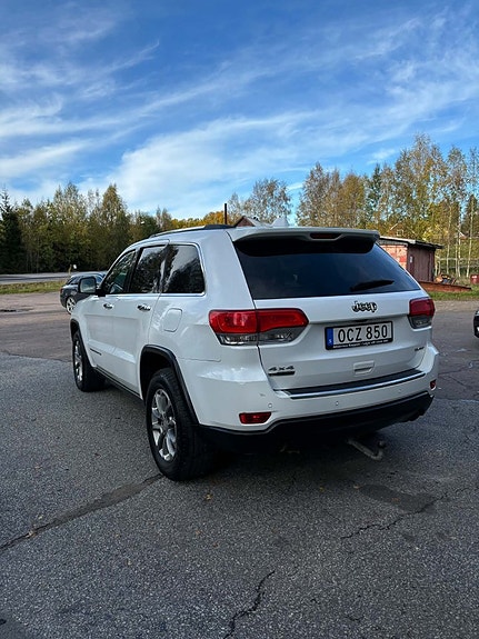 Jeep Grand Cherokee 6 of 18