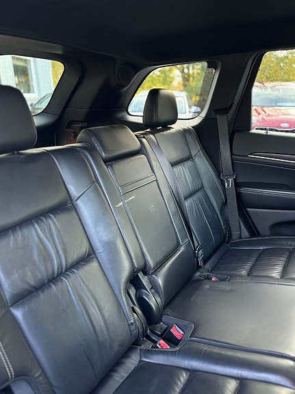 Jeep Grand Cherokee 15 of 18