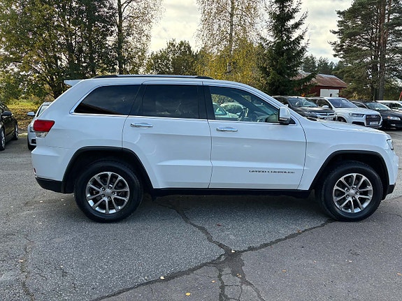 Jeep Grand Cherokee 3 of 18