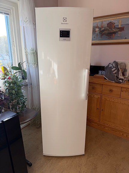 Electrolux kylskåp vitt med display
