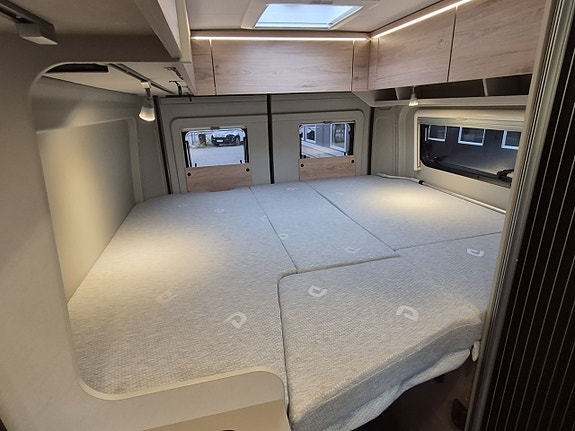 Dethleffs GlobeTrail 600 ER Master Class automatlåda, Skylight, adaptiv farthållare 14 of 26