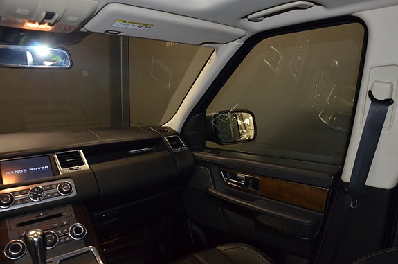 Land Rover Range Rover Sport 20 of 22