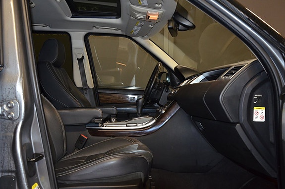 Land Rover Range Rover Sport 15 of 22