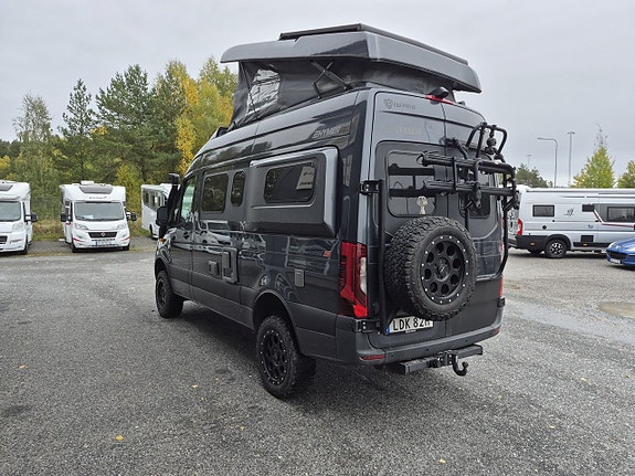 Hymer Grand Canyon S 4x4, pop-up, 4 platser, automat, dieselvärme, kanonfin 5 of 26