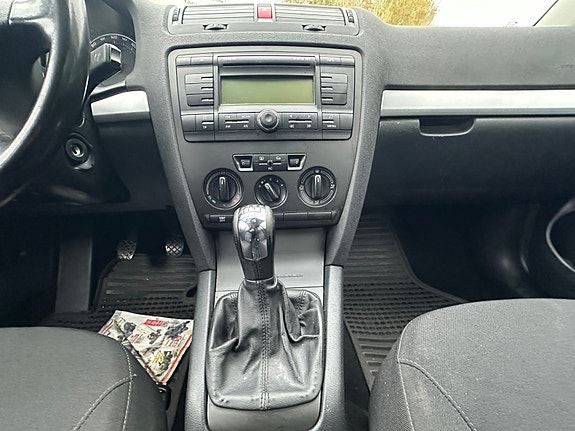 Skoda Octavia 14 of 21