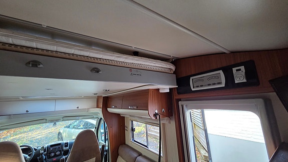 Adria Matrix 680 sp 8 of 9