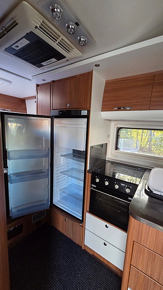 Adria Matrix 680 sp 5 of 9