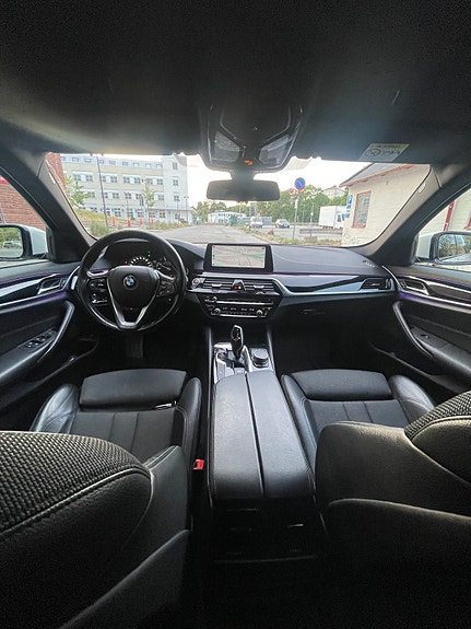 BMW 520d 7 of 16
