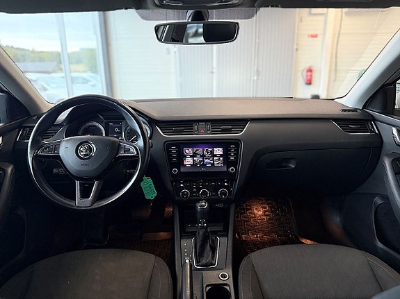 Skoda Octavia 10 of 21