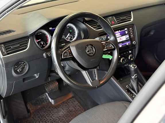 Skoda Octavia 9 of 21