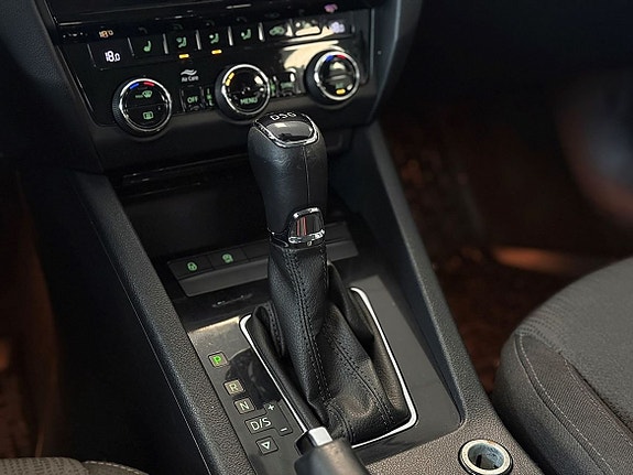 Skoda Octavia 15 of 21