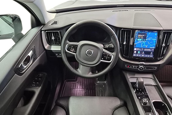 Volvo XC60 13 of 23