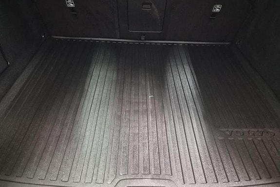 Volvo XC60 20 of 23