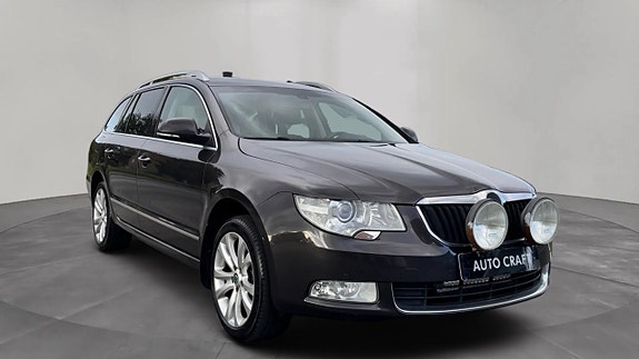 Skoda Superb 3 of 17