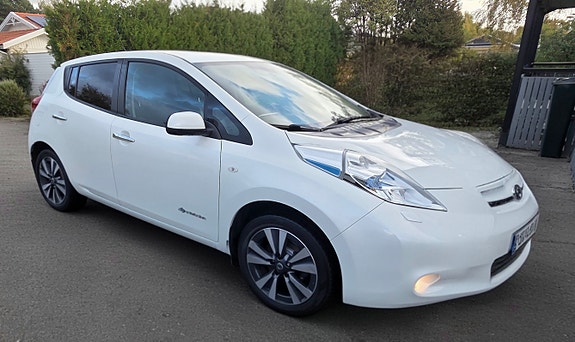 Nissan Leaf 2 of 11