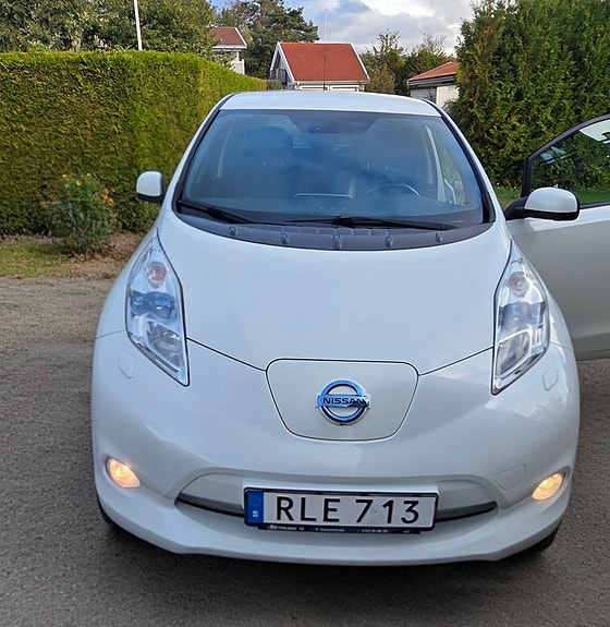 Nissan Leaf 8 of 11
