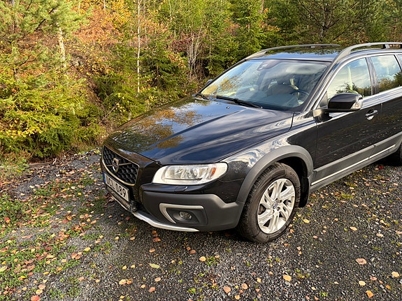Volvo XC70 3 of 16