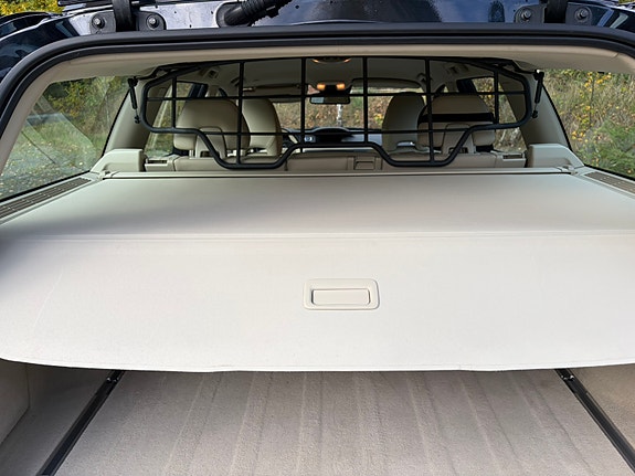 Volvo XC70 14 of 16