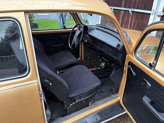 Volkswagen 1303 9 of 12