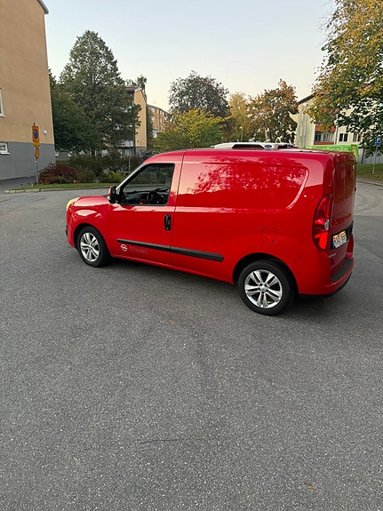 Opel Combo 2 of 10