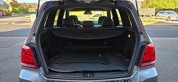 Mercedes-Benz GLK220 12 of 16