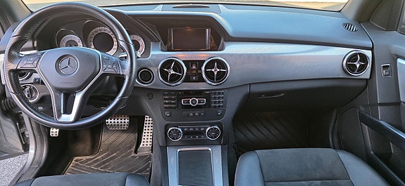 Mercedes-Benz GLK220 15 of 16