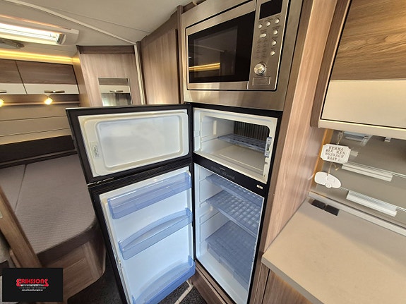 Knaus 650 UDF Scandinavien Selection*Mover *AC 10 of 13