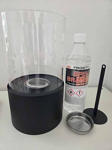 Product image 1 of 2