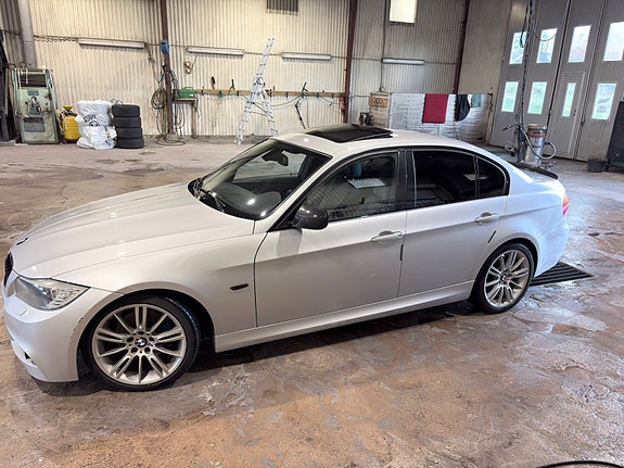 BMW 320d 5 of 15