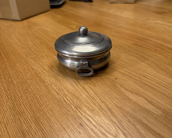 Product image 1 of 4