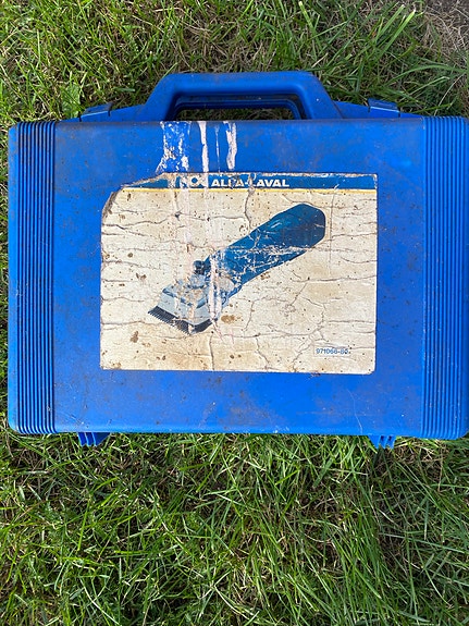 Product image 1 of 2