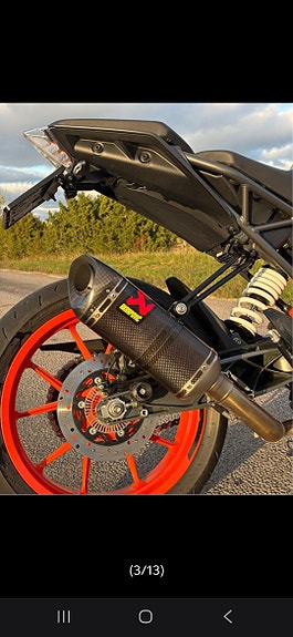 KTM 125 Duke 3 of 10