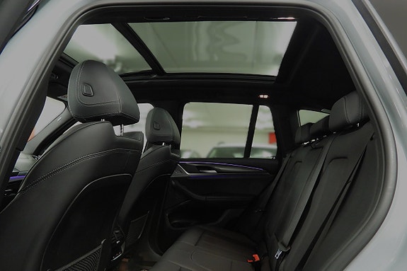 BMW X3 26 of 30