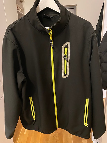 Product image 1 of 4
