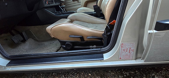 BMW 325e 28 of 30