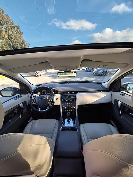 Land Rover Discovery Sport 12 of 13