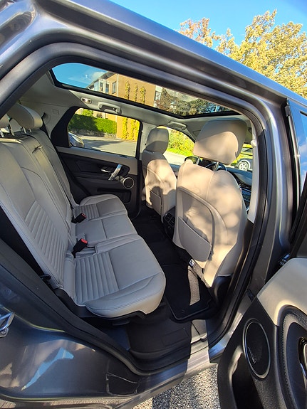 Land Rover Discovery Sport 13 of 13
