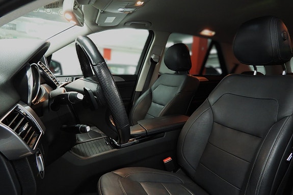 Mercedes-Benz GLE 250 d 16 of 30