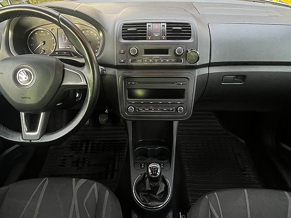 Skoda Fabia 8 of 12