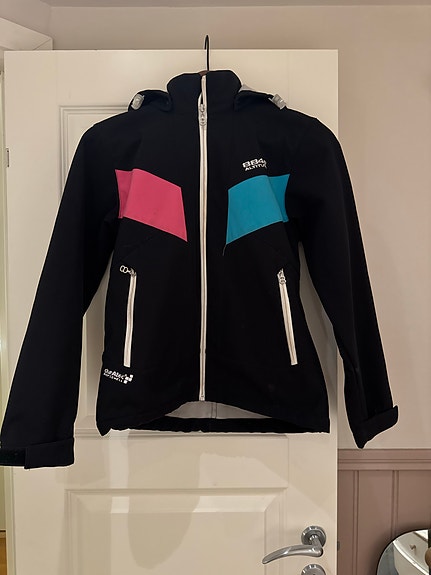 Product image 1 of 4