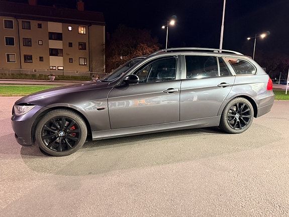 BMW 320d 3 of 8
