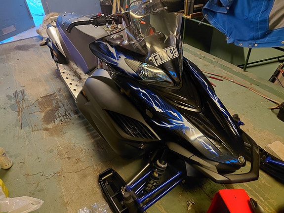 Yamaha 8 of 10
