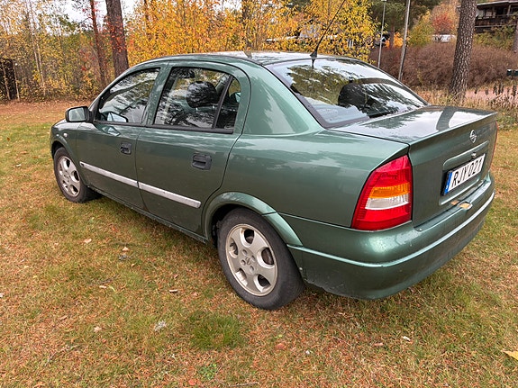 Opel Astra 3 of 10