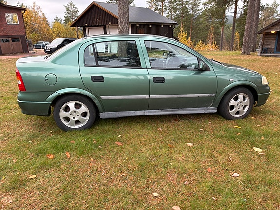 Opel Astra 5 of 10
