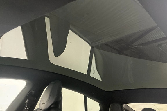 Tesla Model S 8 of 13